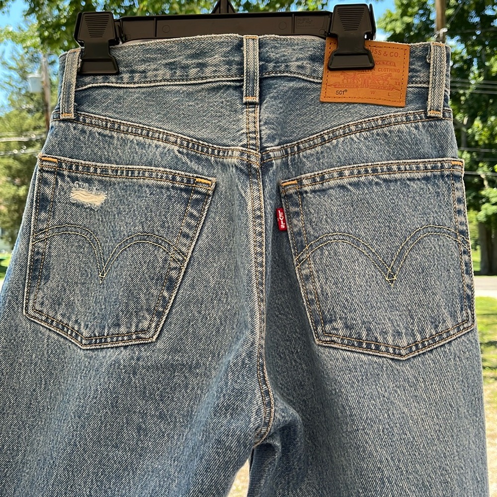 Levi’s Ripped Jeans